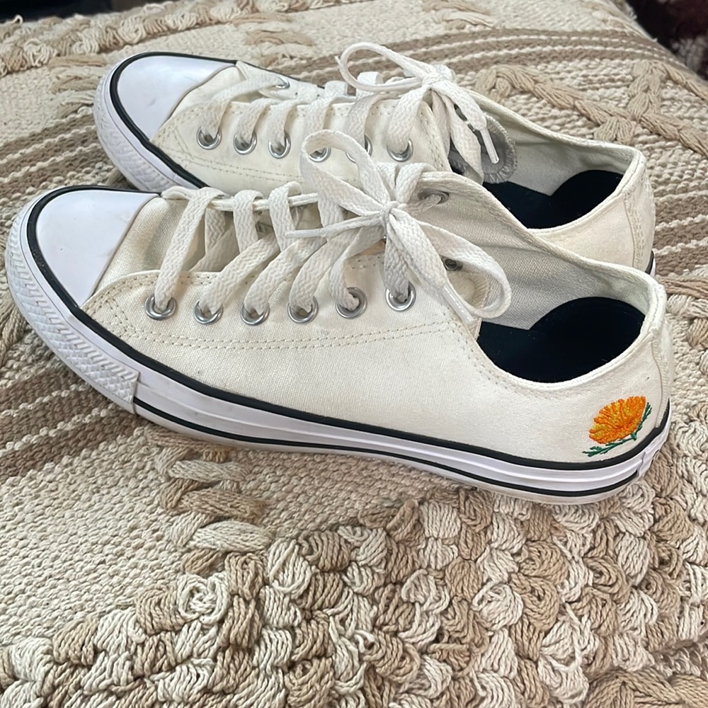 Custom, California poppy Detail